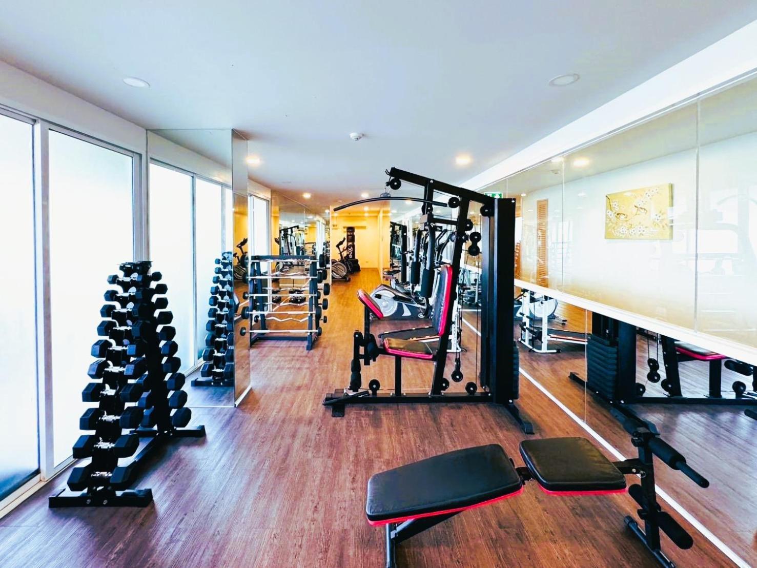 Clarian Hotel Beach Patong מראה חיצוני תמונה